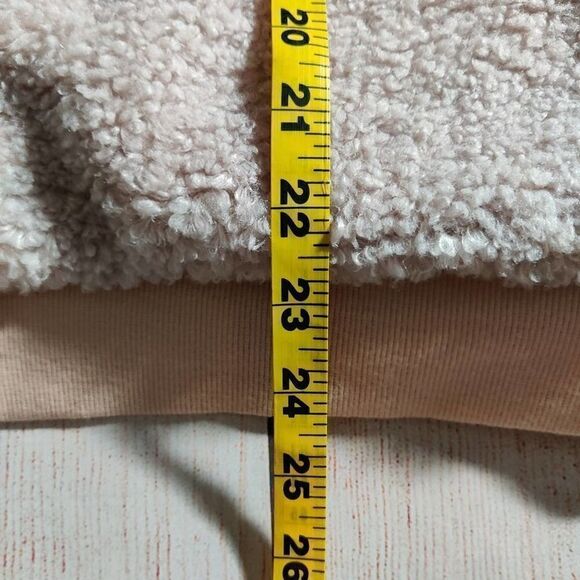 Boundless North oversized faux shearling pullover - Picture 10 of 14